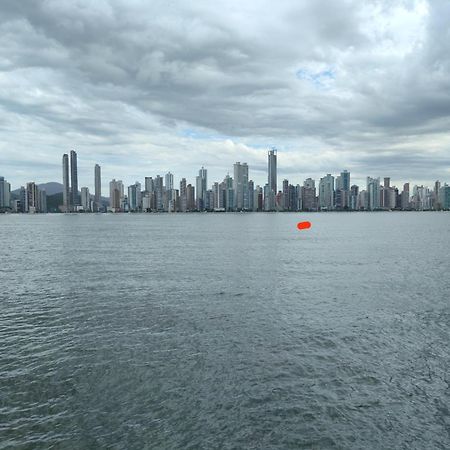 Balneario Camboriu 4 Quartos Avenida Atlantica エクステリア 写真